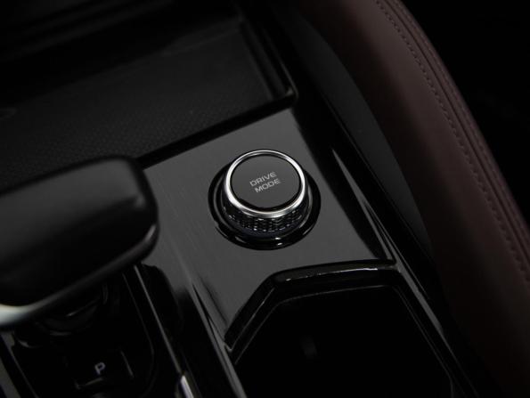 Geely Monjaro I с пробегом 2023 года, цена 3 099 000 рублей, 60125 км, внедорожник, Автокод Объявления