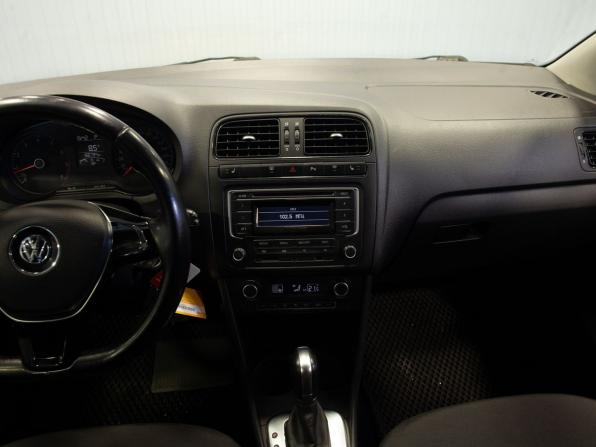 Volkswagen Polo V с пробегом 2015 года, цена 1 010 000 рублей, 166734 км, седан, Автокод Объявления