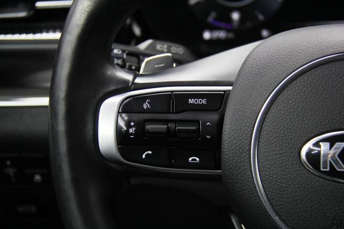 Kia K5 III с пробегом 2021 года, цена 3 035 000 рублей, 81341 км, седан, Автокод Объявления
