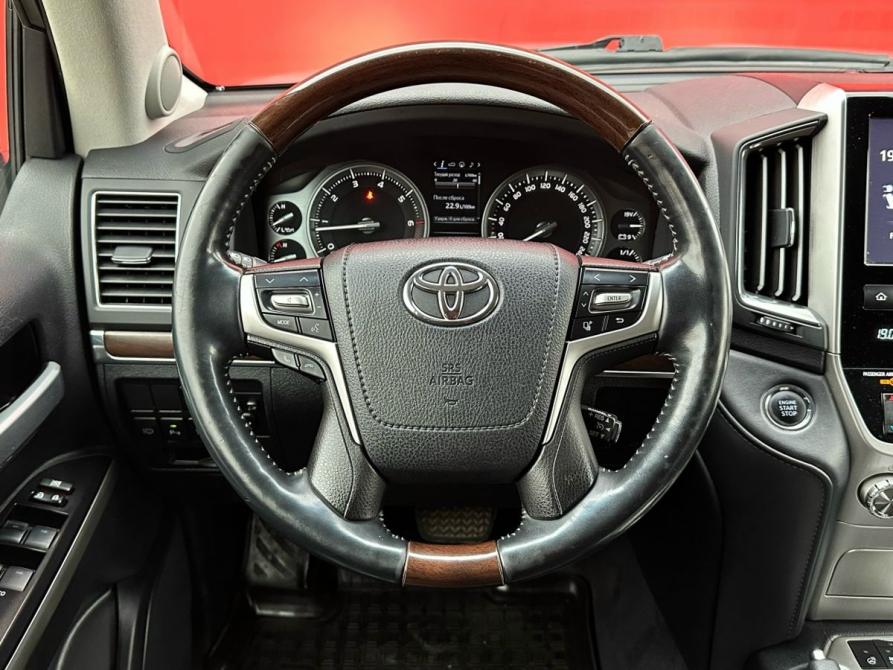 Toyota Land Cruiser 200 Series Рестайлинг 2 Пермь  - изображение 11