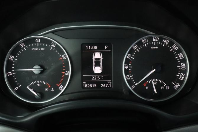 Skoda Octavia II (A5) Рестайлинг с пробегом 2013 года, цена 736 000 рублей, 182815 км, лифтбек, Автокод Объявления