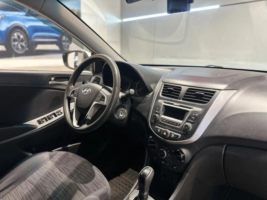 Hyundai Solaris I Рестайлинг Новосибирск  - изображение 12