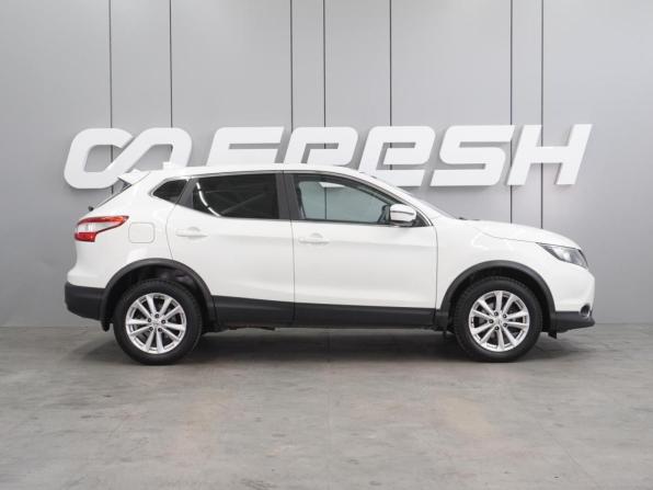 Nissan Qashqai II с пробегом 2017 года, цена 1 649 000 рублей, 173402 км, внедорожник, Автокод Объявления