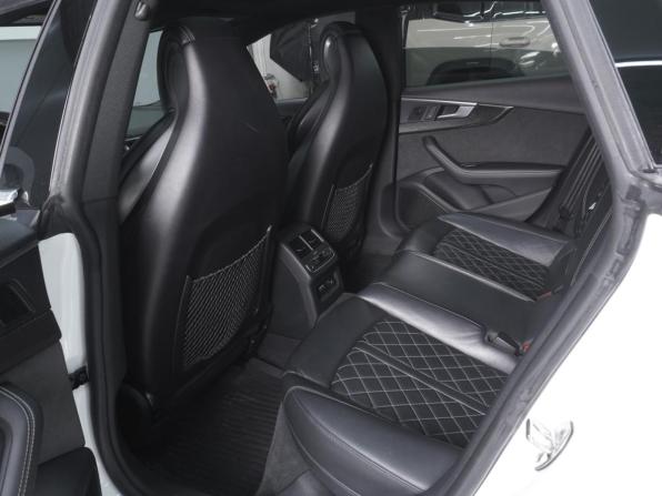 Audi S5 II (F5) с пробегом 2019 года, цена 4 460 000 рублей, 64328 км, лифтбек, Автокод Объявления
