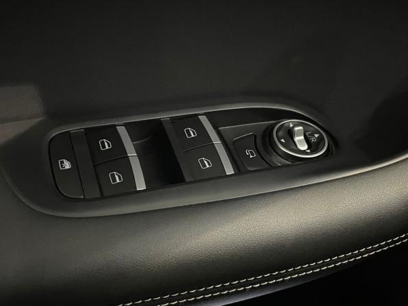 Chery Tiggo 7 Pro Max I с пробегом 2023 года, цена 1 920 000 рублей, 21120 км, внедорожник, Автокод Объявления