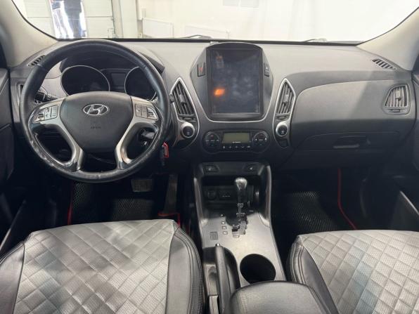 Hyundai ix35 I с пробегом 2010 года, цена 1 195 000 рублей, 228000 км, внедорожник, Автокод Объявления