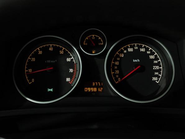 Opel Zafira B Рестайлинг с пробегом 2013 года, цена 999 700 рублей, 99810 км, компактвэн, Автокод Объявления