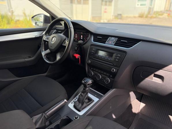 Skoda Octavia III (A7) с пробегом 2013 года, цена 995 000 рублей, 209197 км, лифтбек, Автокод Объявления