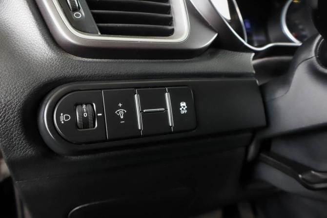 Kia Ceed III с пробегом 2019 года, цена 1 649 000 рублей, 185350 км, универсал, Автокод Объявления