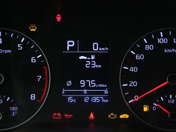 Kia Rio IV Рестайлинг с пробегом 2021 года, цена 1 536 000 рублей, 121000 км, хэтчбек, Автокод Объявления