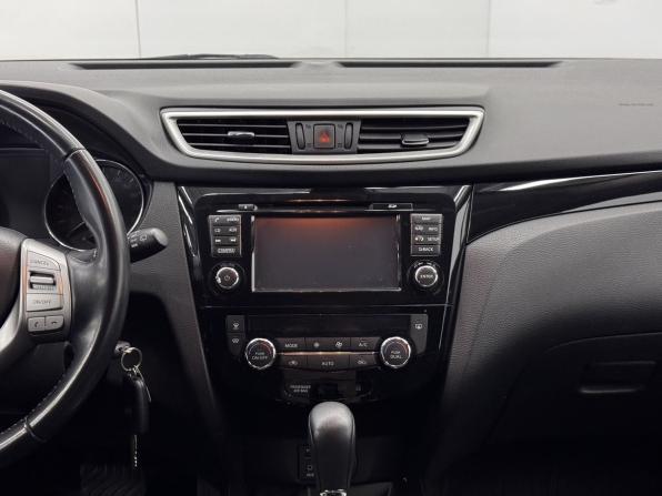 Nissan Qashqai II с пробегом 2018 года, цена 1 349 000 рублей, 155252 км, внедорожник, Автокод Объявления
