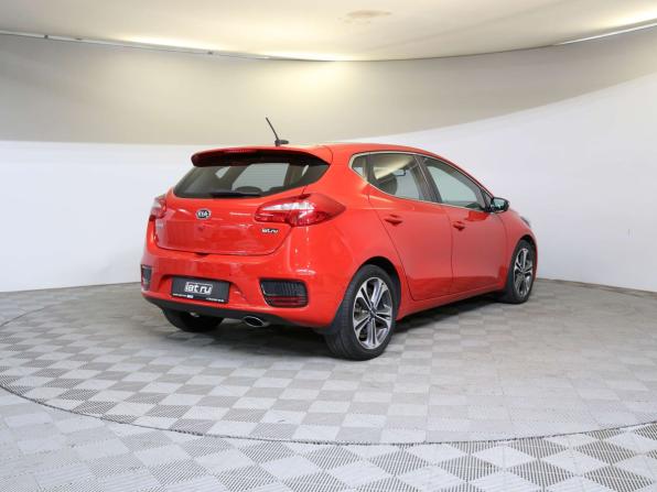 Kia Ceed II Рестайлинг с пробегом 2016 года, цена 1 090 000 рублей, 130381 км, хэтчбек, Автокод Объявления