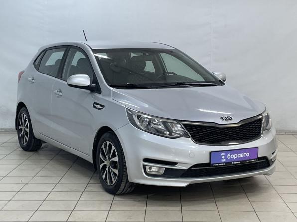 Kia Rio III Рестайлинг с пробегом 2016 года, цена 950 000 рублей, 119683 км, хэтчбек, Автокод Объявления