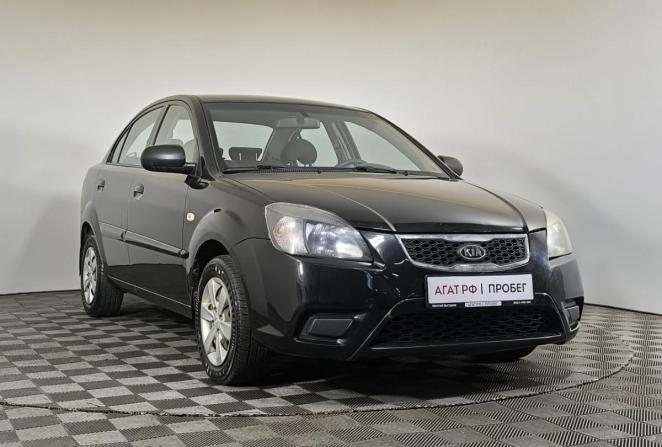 Kia Rio II Рестайлинг с пробегом 2010 года, цена 500 000 рублей, 196159 км, седан, Автокод Объявления