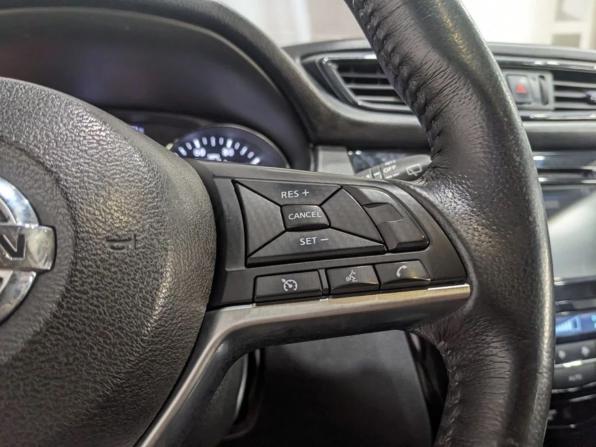 Nissan Rogue II Рестайлинг с пробегом 2018 года, цена 1 525 000 рублей, 197000 км, внедорожник, Автокод Объявления