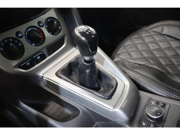 Ford Focus III с пробегом 2013 года, цена 1 336 000 рублей, 112021 км, хэтчбек, Автокод Объявления