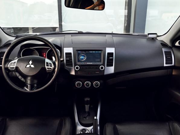 Mitsubishi Outlander II с пробегом 2007 года, цена 899 000 рублей, 284810 км, внедорожник, Автокод Объявления