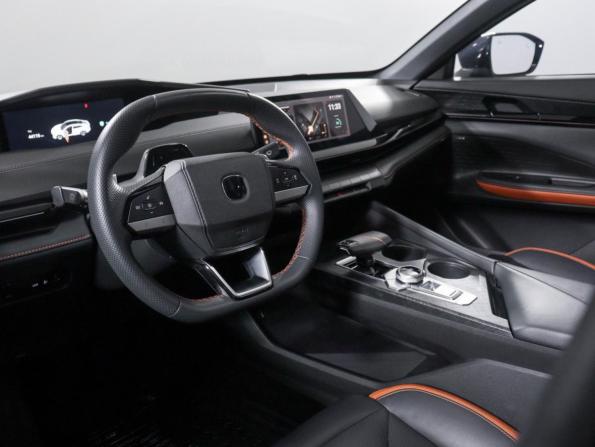 Changan UNI-V I с пробегом 2023 года, цена 2 150 000 рублей, 44114 км, лифтбек, Автокод Объявления