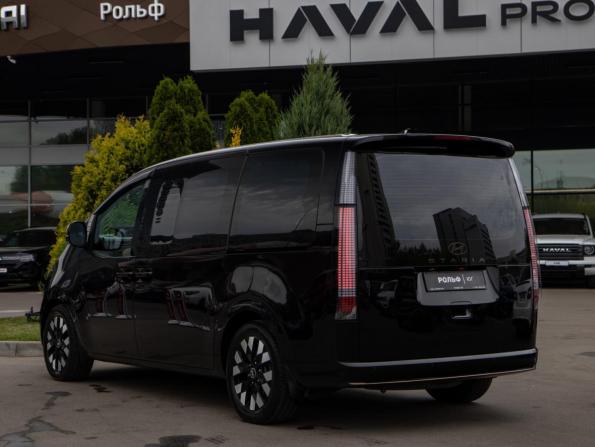 Hyundai Staria I с пробегом 2024 года, цена 4 428 000 рублей, 66783 км, минивэн, Автокод Объявления
