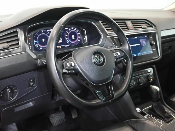 Volkswagen Tiguan II с пробегом 2020 года, цена 3 325 000 рублей, 100555 км, внедорожник, Автокод Объявления