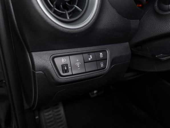 Kia Cerato IV Рестайлинг с пробегом 2022 года, цена 2 395 000 рублей, 106646 км, седан, Автокод Объявления