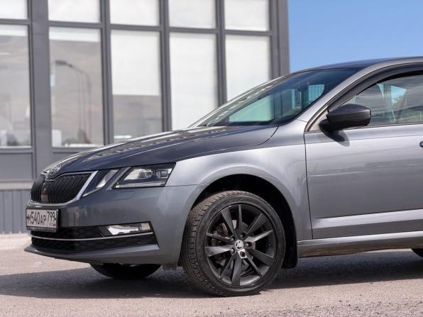 Skoda Octavia III (A7) Рестайлинг с пробегом 2017 года, цена 1 695 000 рублей, 191000 км, лифтбек, Автокод Объявления