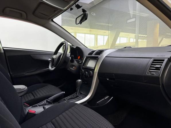 Toyota Corolla X (E140 E150) Рестайлинг с пробегом 2013 года, цена 1 400 000 рублей, 156794 км, седан, Автокод Объявления