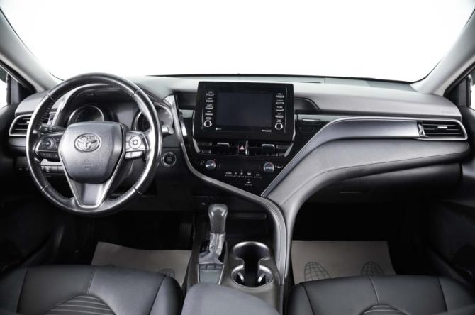 Toyota Camry VIII (XV70) Рестайлинг с пробегом 2022 года, цена 3 299 000 рублей, 70265 км, седан, Автокод Объявления