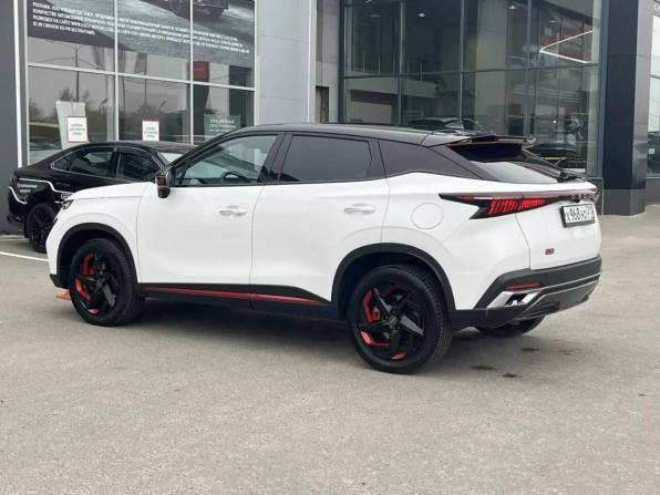 Omoda C5 I с пробегом 2023 года, цена 1 698 000 рублей, 68534 км, внедорожник, Автокод Объявления