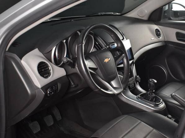 Chevrolet Cruze I Рестайлинг с пробегом 2013 года, цена 994 995 рублей, 84401 км, хэтчбек, Автокод Объявления