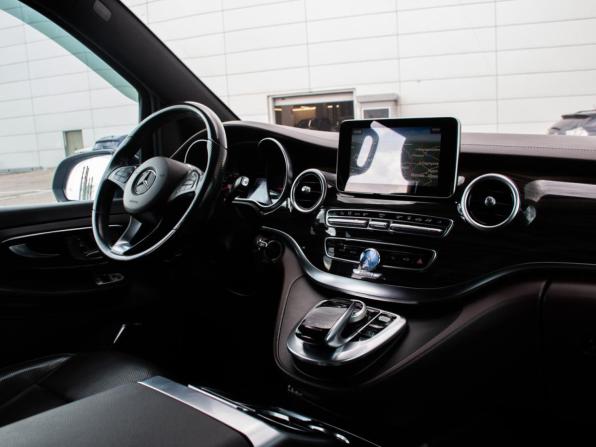 Mercedes-Benz V-Класс III (W447) с пробегом 2015 года, цена 3 638 000 рублей, 147000 км, минивэн, Автокод Объявления