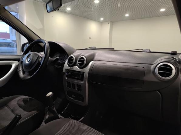 Renault Logan I Рестайлинг с пробегом 2012 года, цена 365 000 рублей, 235479 км, седан, Автокод Объявления