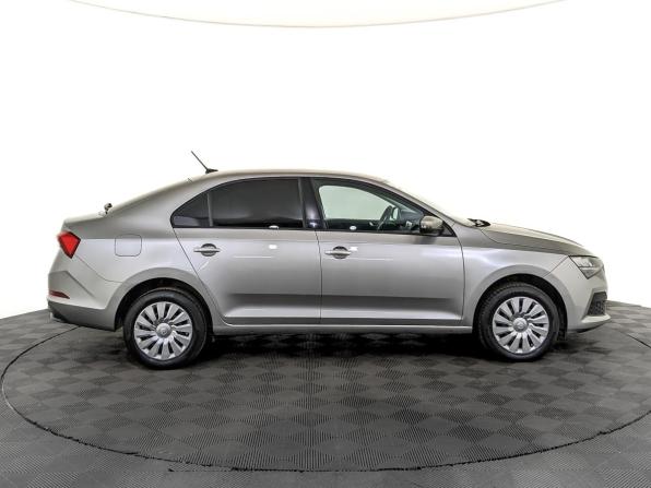 Skoda Rapid II с пробегом 2021 года, цена 1 470 000 рублей, 76273 км, лифтбек, Автокод Объявления