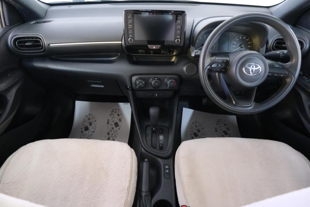 Toyota Yaris IV Омск  - изображение 13