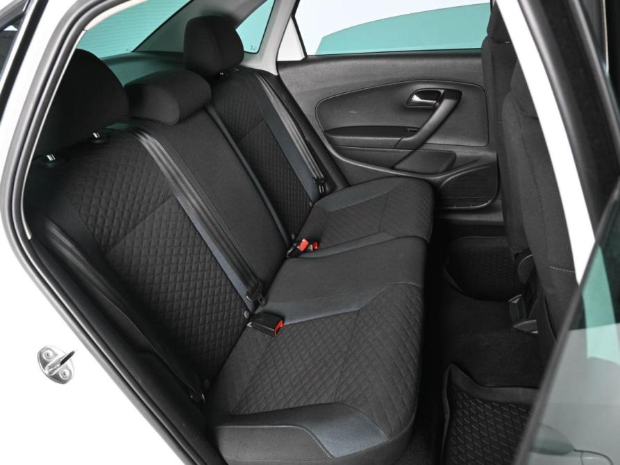 Volkswagen Polo V Рестайлинг Ростов-на-Дону  - изображение 7