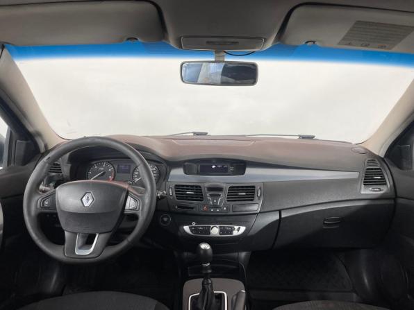 Renault Laguna III с пробегом 2009 года, цена 355 000 рублей, 252660 км, лифтбек, Автокод Объявления