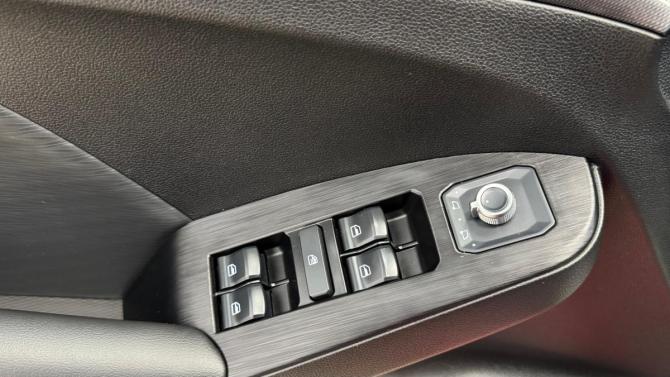 Haval Jolion I с пробегом 2022 года, цена 1 850 000 рублей, 24190 км, внедорожник, Автокод Объявления
