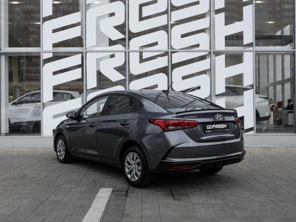 Hyundai Accent V Рестайлинг с пробегом 2023 года, цена 1 802 000 рублей, 30292 км, седан, Автокод Объявления