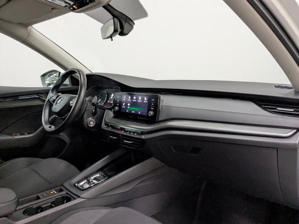 Skoda Octavia IV (A8) с пробегом 2021 года, цена 2 315 000 рублей, 81965 км, лифтбек, Автокод Объявления