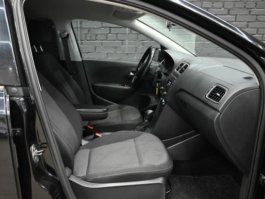 Volkswagen Polo V Рестайлинг Екатеринбург  - изображение 10