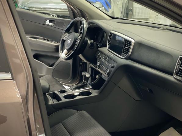 Kia Sportage IV Рестайлинг с пробегом 2021 года, цена 2 395 000 рублей, 112500 км, внедорожник, Автокод Объявления