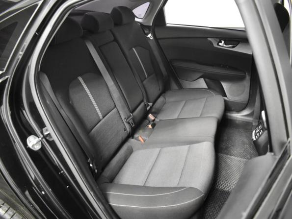 Kia Cerato IV с пробегом 2021 года, цена 1 998 200 рублей, 133121 км, седан, Автокод Объявления