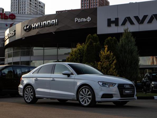 Audi A3 III (8V) Рестайлинг с пробегом 2019 года, цена 1 698 000 рублей, 166500 км, седан, Автокод Объявления
