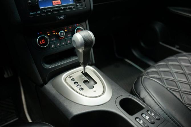 Nissan Qashqai I Рестайлинг с пробегом 2011 года, цена 1 250 000 рублей, 137000 км, внедорожник, Автокод Объявления
