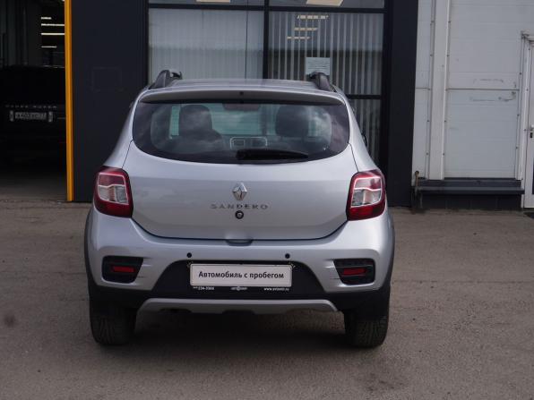 Renault Sandero II Рестайлинг с пробегом 2021 года, цена 1 271 000 рублей, 120695 км, хэтчбек, Автокод Объявления