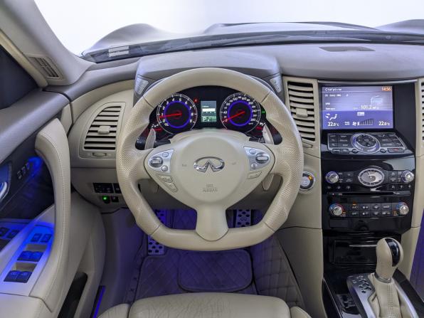 Infiniti FX II (S51) с пробегом 2011 года, цена 2 650 000 рублей, 107065 км, внедорожник, Автокод Объявления