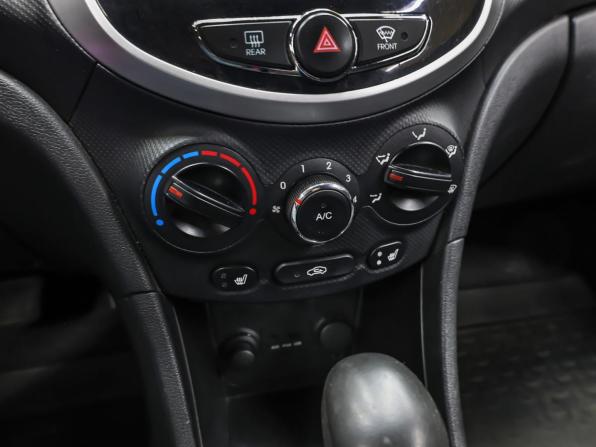 Hyundai Solaris I с пробегом 2011 года, цена 798 000 рублей, 157107 км, седан, Автокод Объявления
