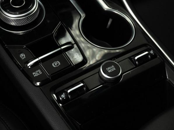 Kia K5 III с пробегом 2019 года, цена 2 398 000 рублей, 85243 км, седан, Автокод Объявления