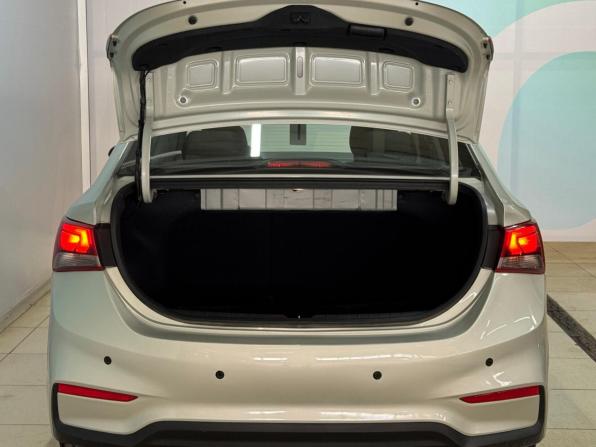 Hyundai Solaris II с пробегом 2019 года, цена 1 341 000 рублей, 99700 км, седан, Автокод Объявления