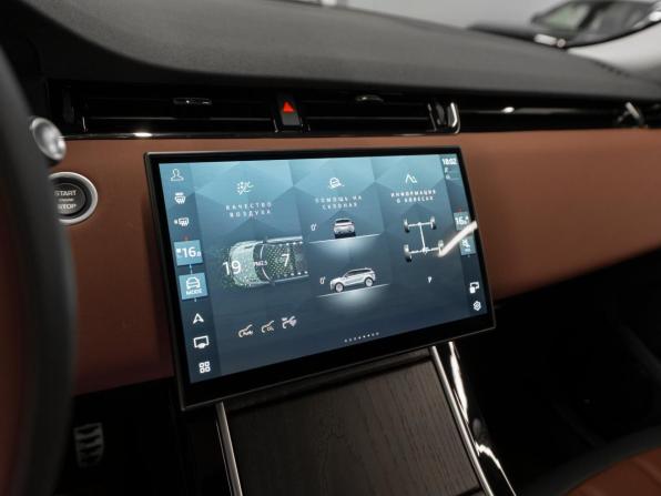 Land Rover Range Rover Evoque II Рестайлинг с пробегом 2025 года, цена 5 700 000 рублей, 50 км, внедорожник, Автокод Объявления